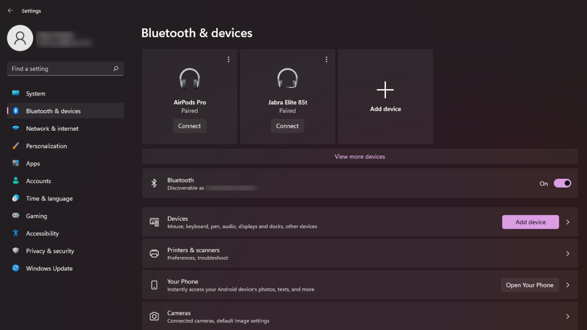 Menu de dispositivos e Bluetooth do Windows 11 (AirPod Pro, Jabra Elite 85t emparelhado)