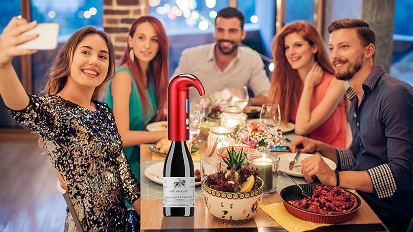 Imagem da prensa e aerador elétrico de vinho Higfra