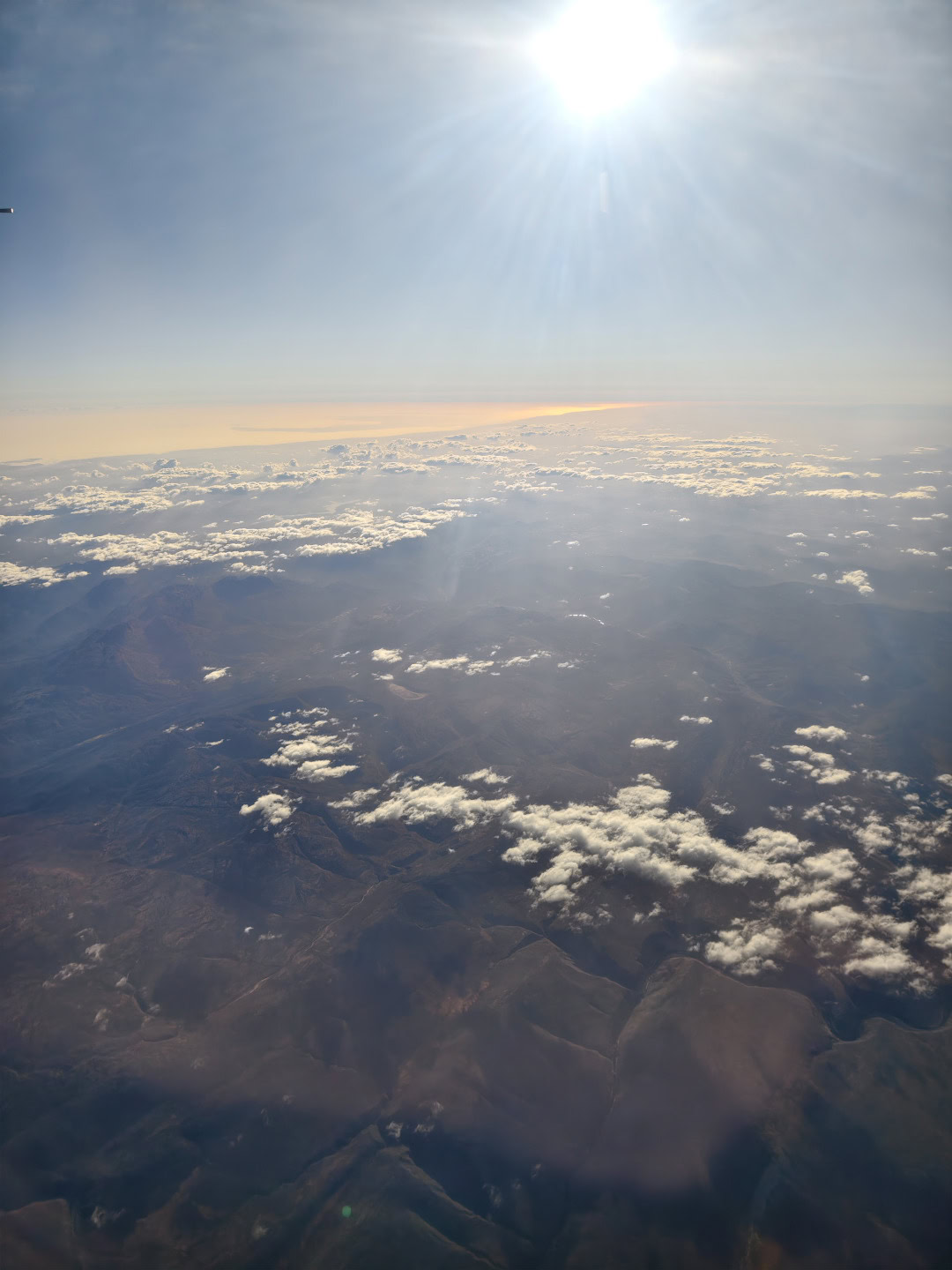 reflexão de foto de avião antes