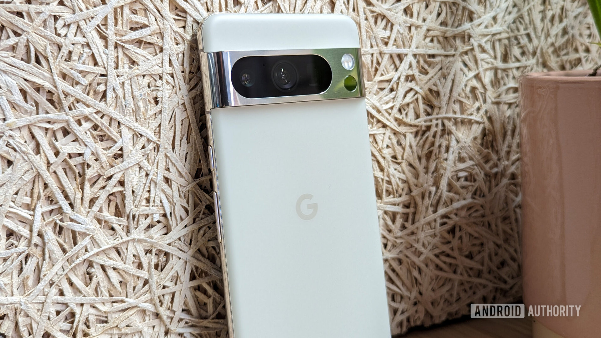 google pixel 8 pro porcelana traseira 2