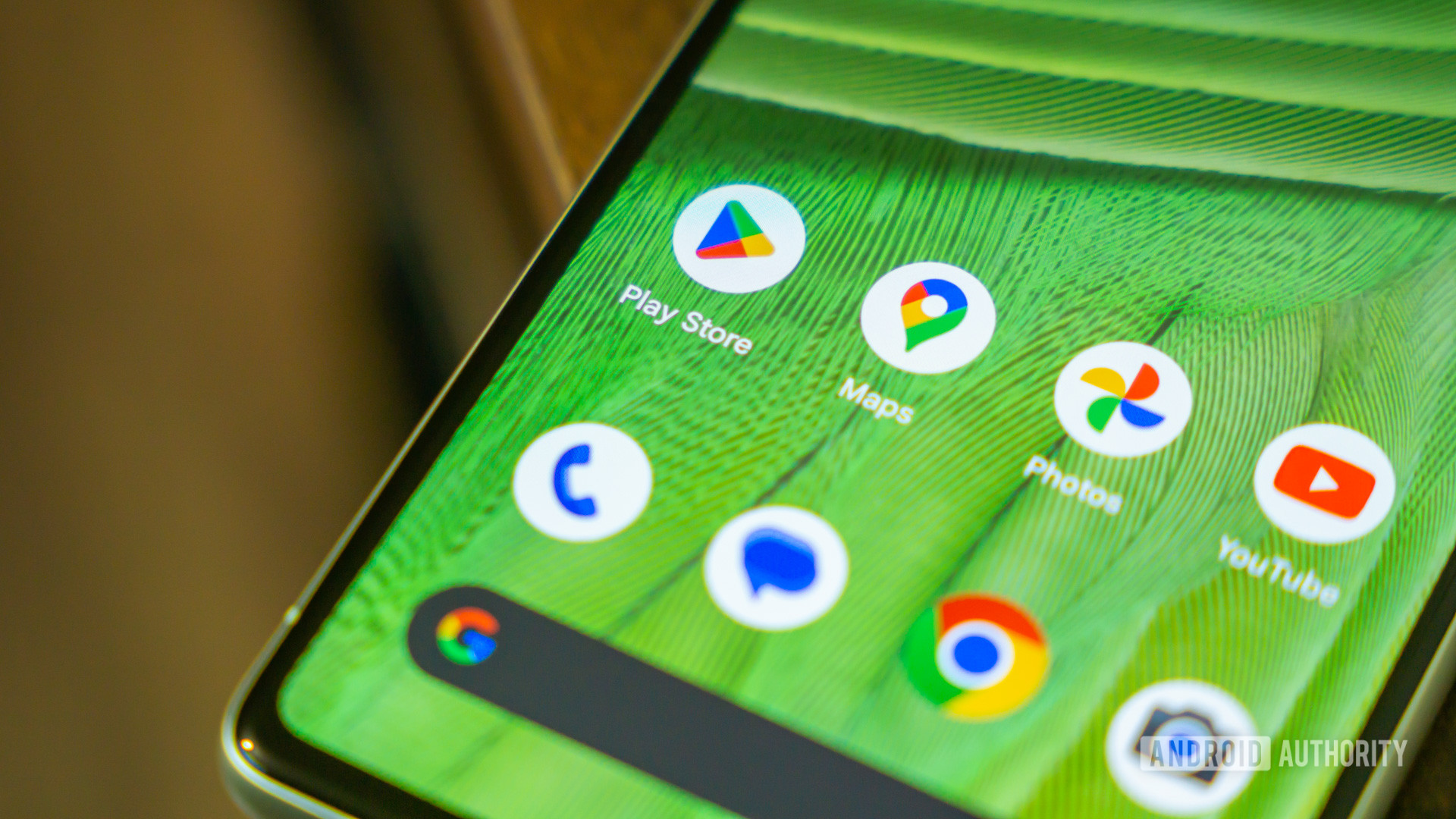 Aplicativo Google Play Store ao lado de outra foto de banco de dados do Google Apps