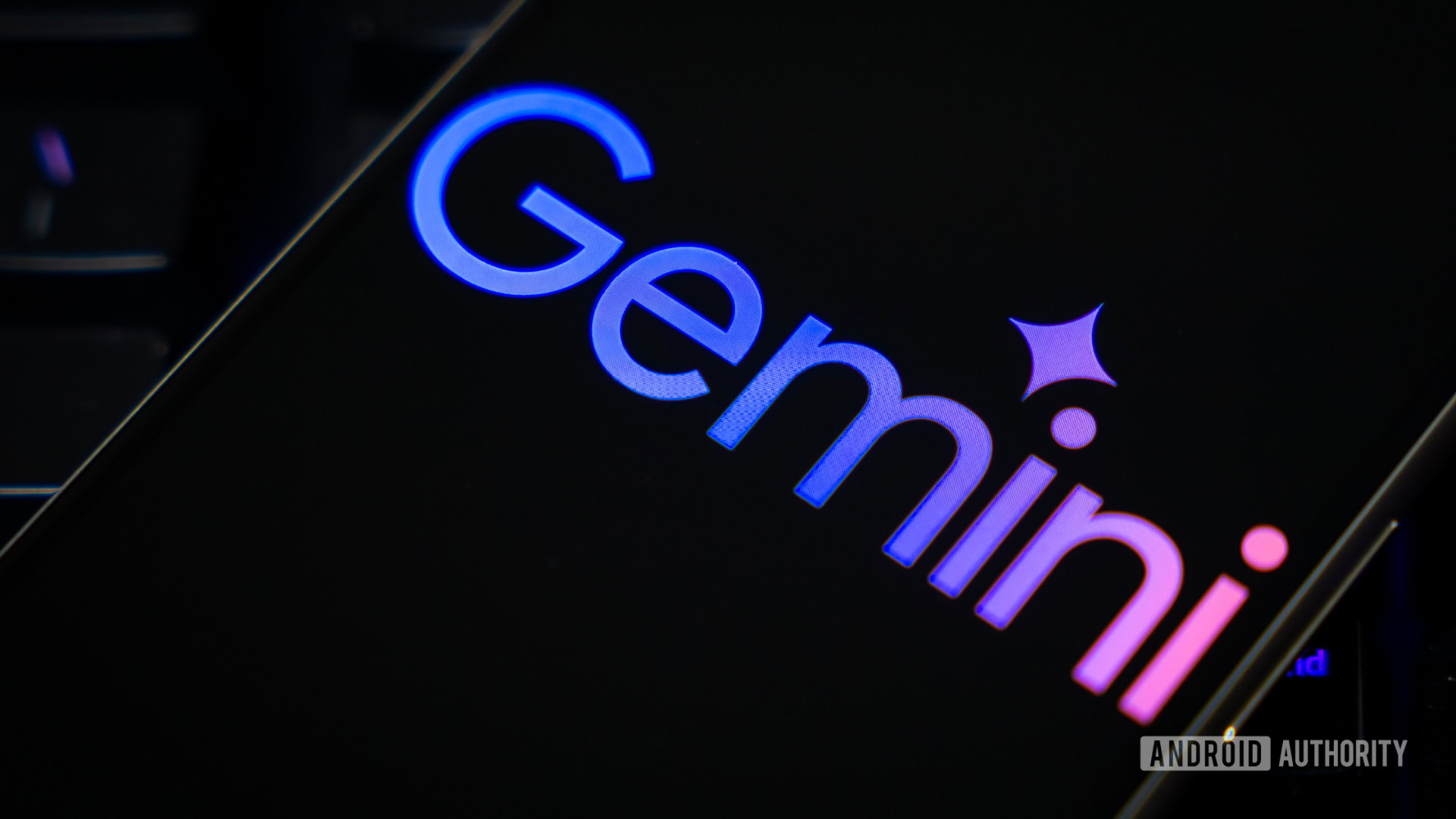 Foto stock do logotipo do Google Gemini em smartphone (5)