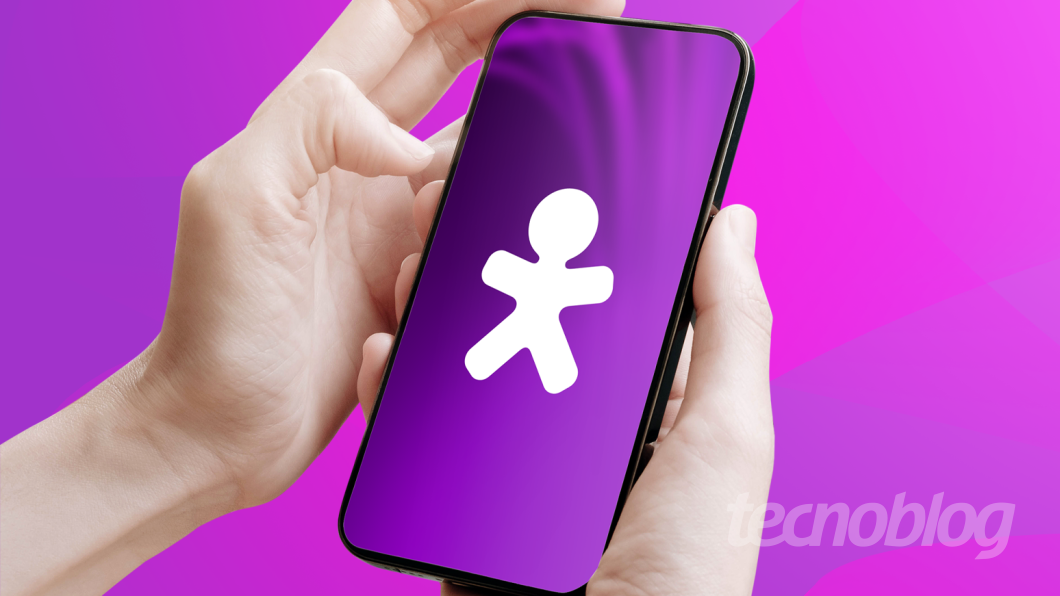 Celular com logo da Vivo