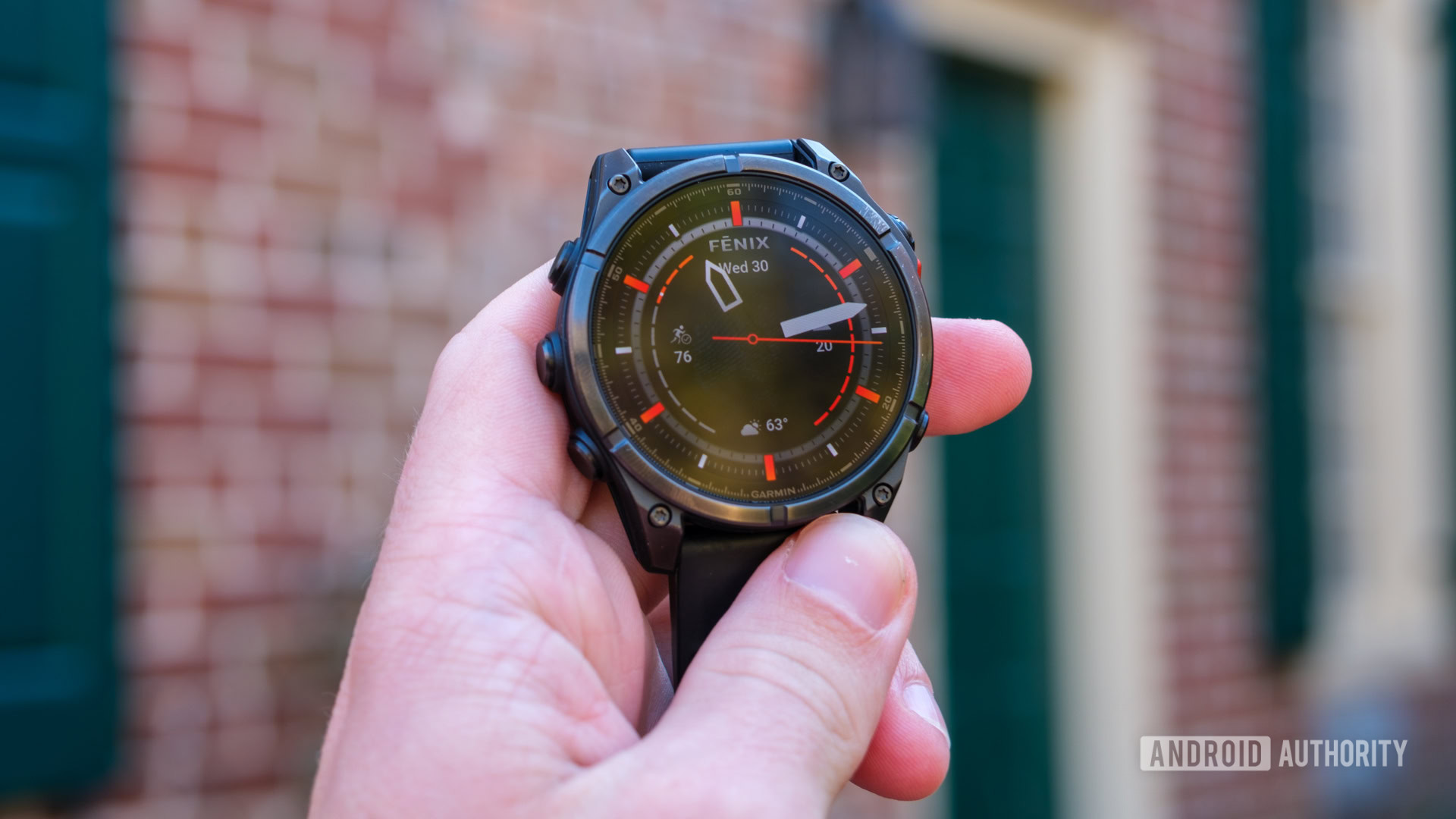 Garmin Fenix ​​8 AMOLED na m&atilde;o