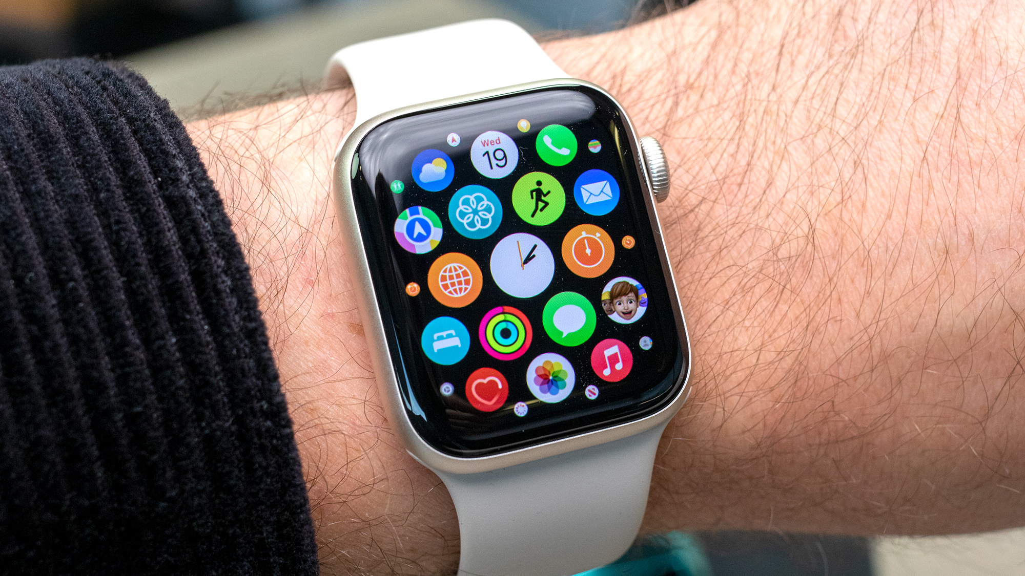 Apple Watch SE (2nd generation) - Best for Apple Users
