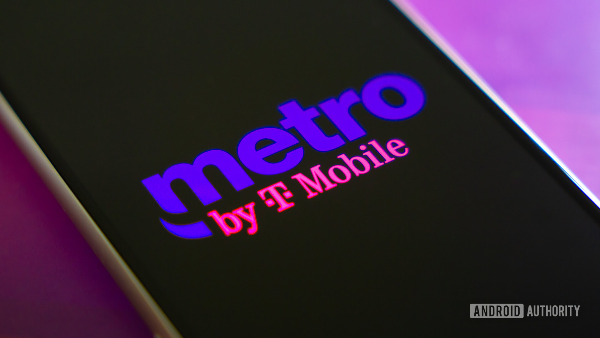 Logotipo Metro by T Mobile no smartphone