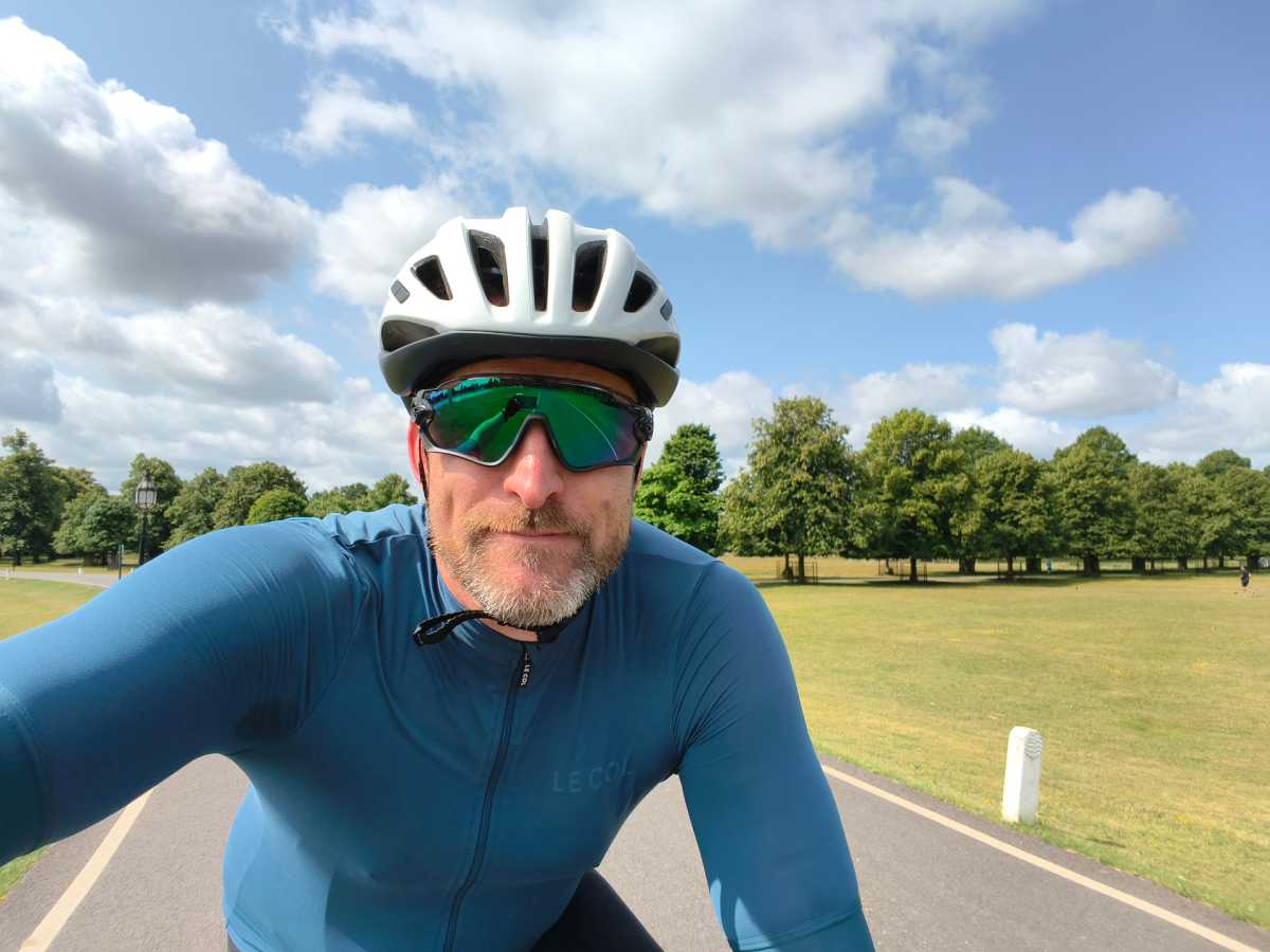 Motorola Edge 60 selfie camera sample