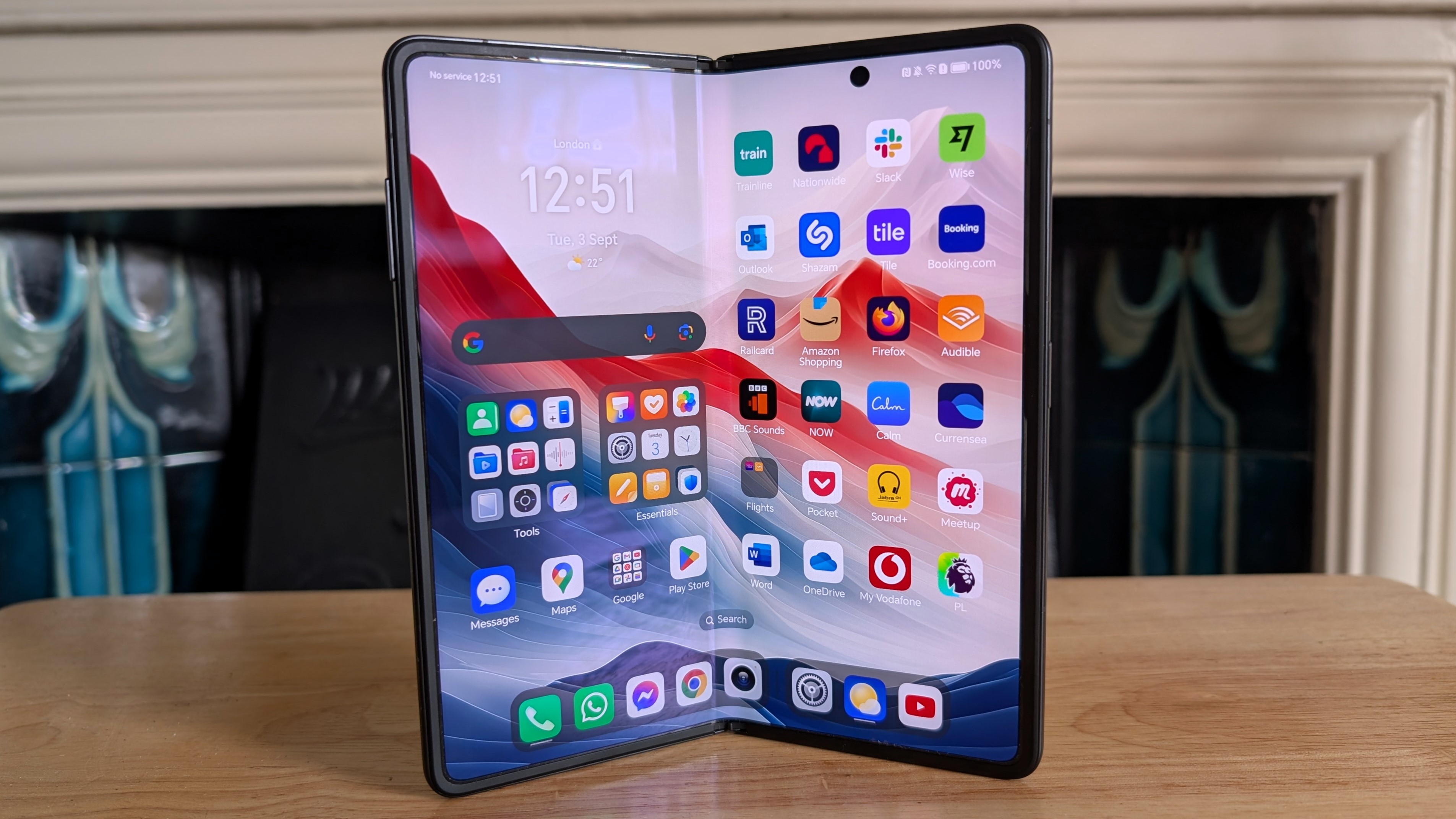 Honor Magic V3 - Best Book-style Alternative