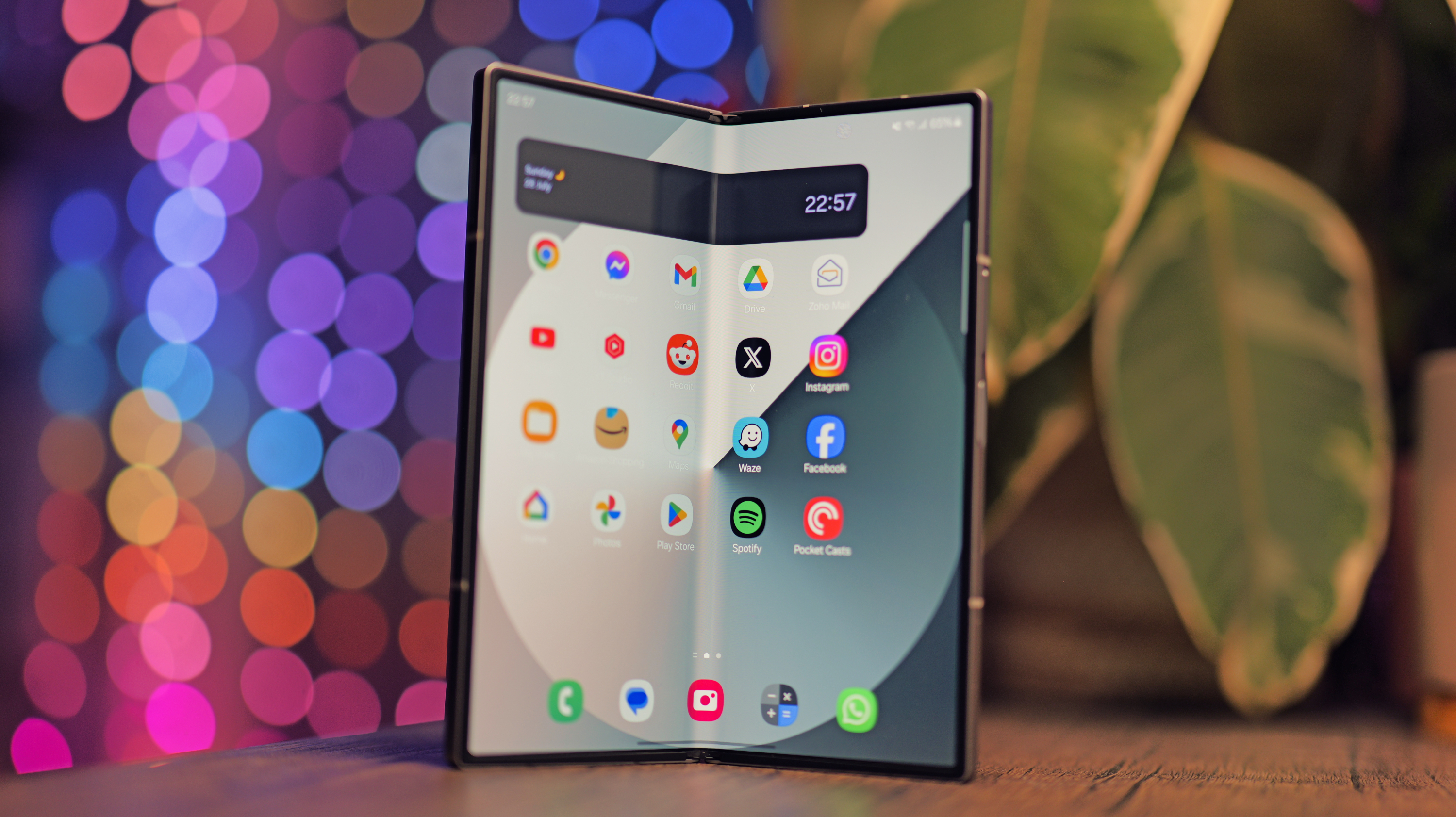 Samsung Galaxy Z Fold 6 - Best Previous-Gen Book-Style Foldable