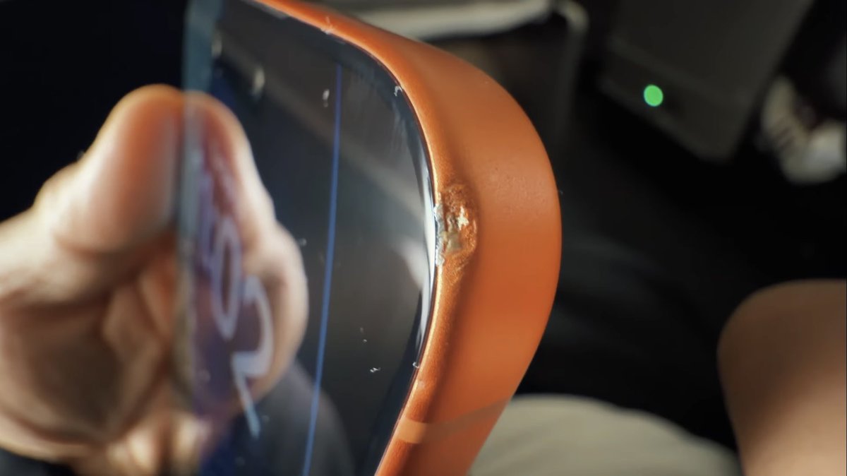 Arranhado iphone 17 pro 3