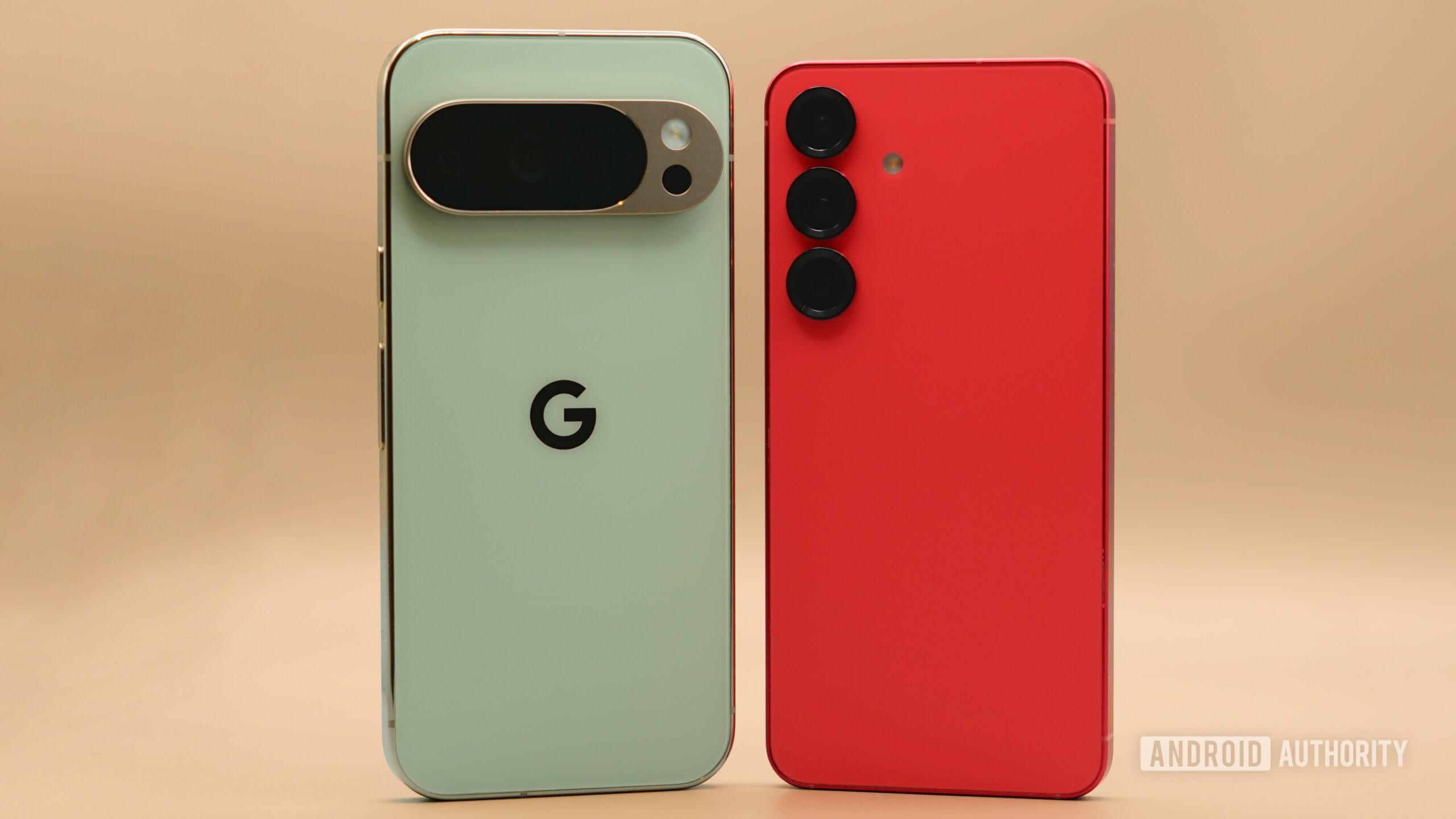 Pixel 10 Pro Galaxy S25 Hero Pixel 10 Pro Galaxy S25 Hero