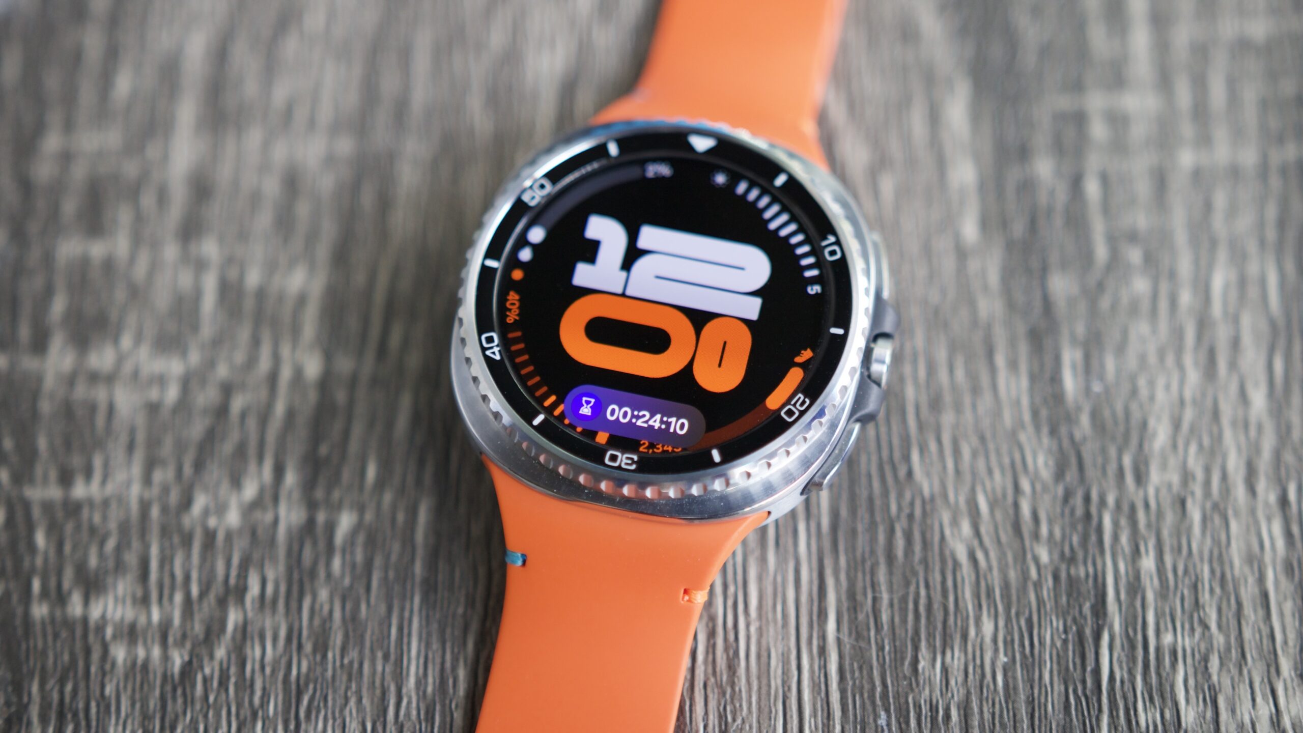 Samsung Galaxy Watch 8 Classic Review 24 Agora o bar exibido no Samsung Galaxy Watch 8 Classic.