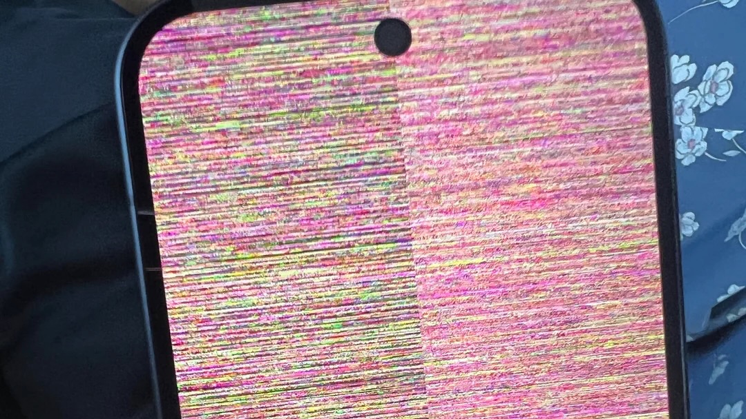 Google responds after Pixel 10 users report major display glitch - GA ...