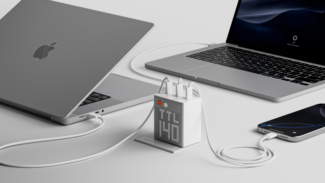 Sharge Pixel 140 Laptop Charger na mesa Sharge Pixel 140 Laptop Charger na mesa