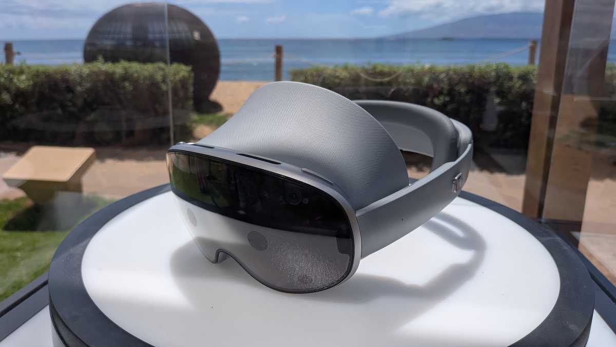 Samsung Project Moohan headset