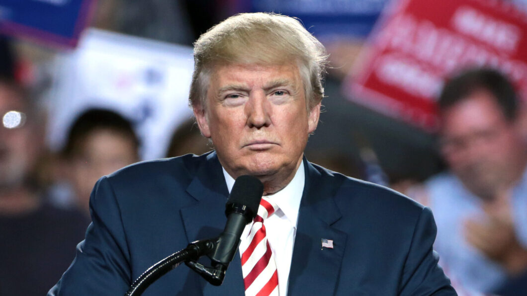 Donald Trump durante comício