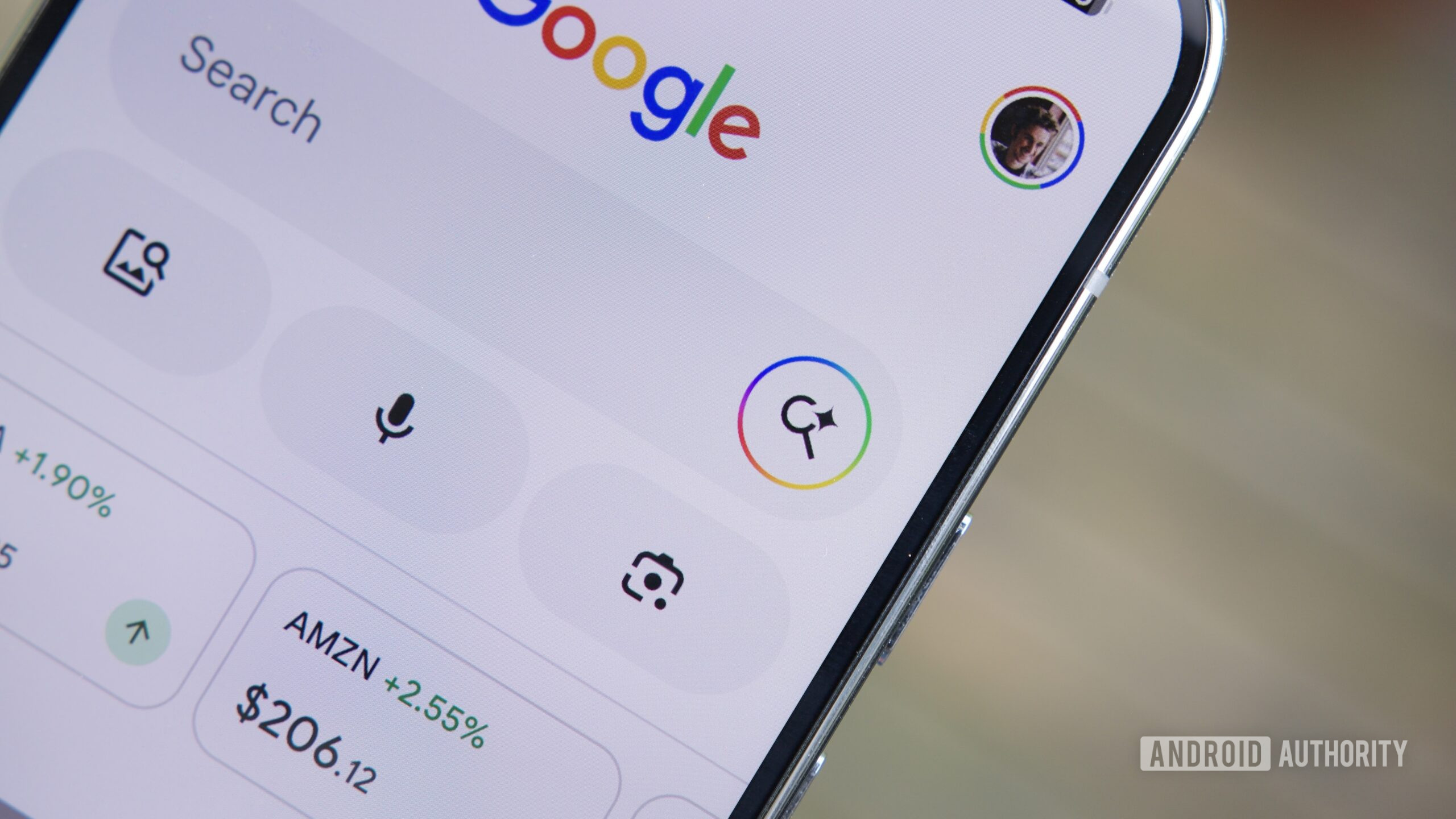 modo google ai vs google search hero foto 5 O Google app mostrando o botão Modo AI.