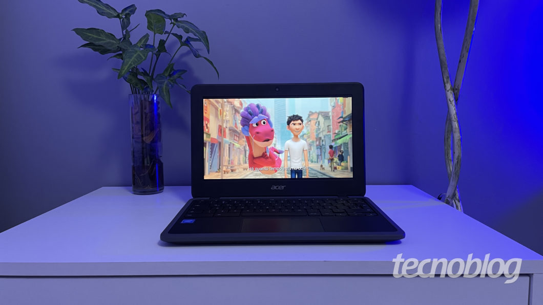 Acer Chromebook C733 (Imagem: Darlan Helder/Tecnoblog)