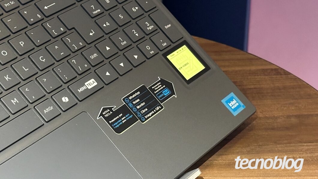 Tecla "Minitela" no Positivo Vision C15M