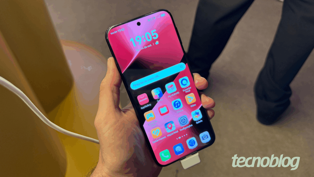 Imagem exibe tela do celular Huawei Pura 80