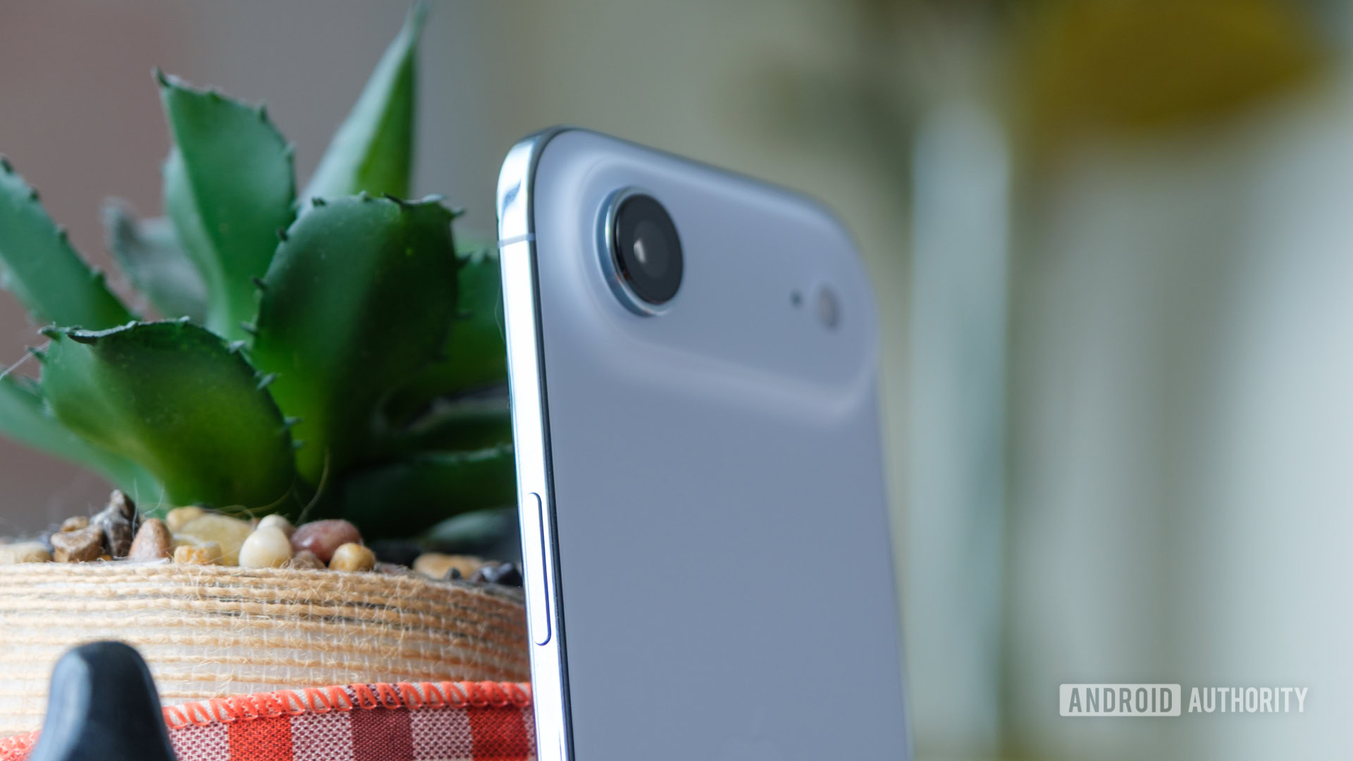 Espessura da colisão da câmera do iPhone Air