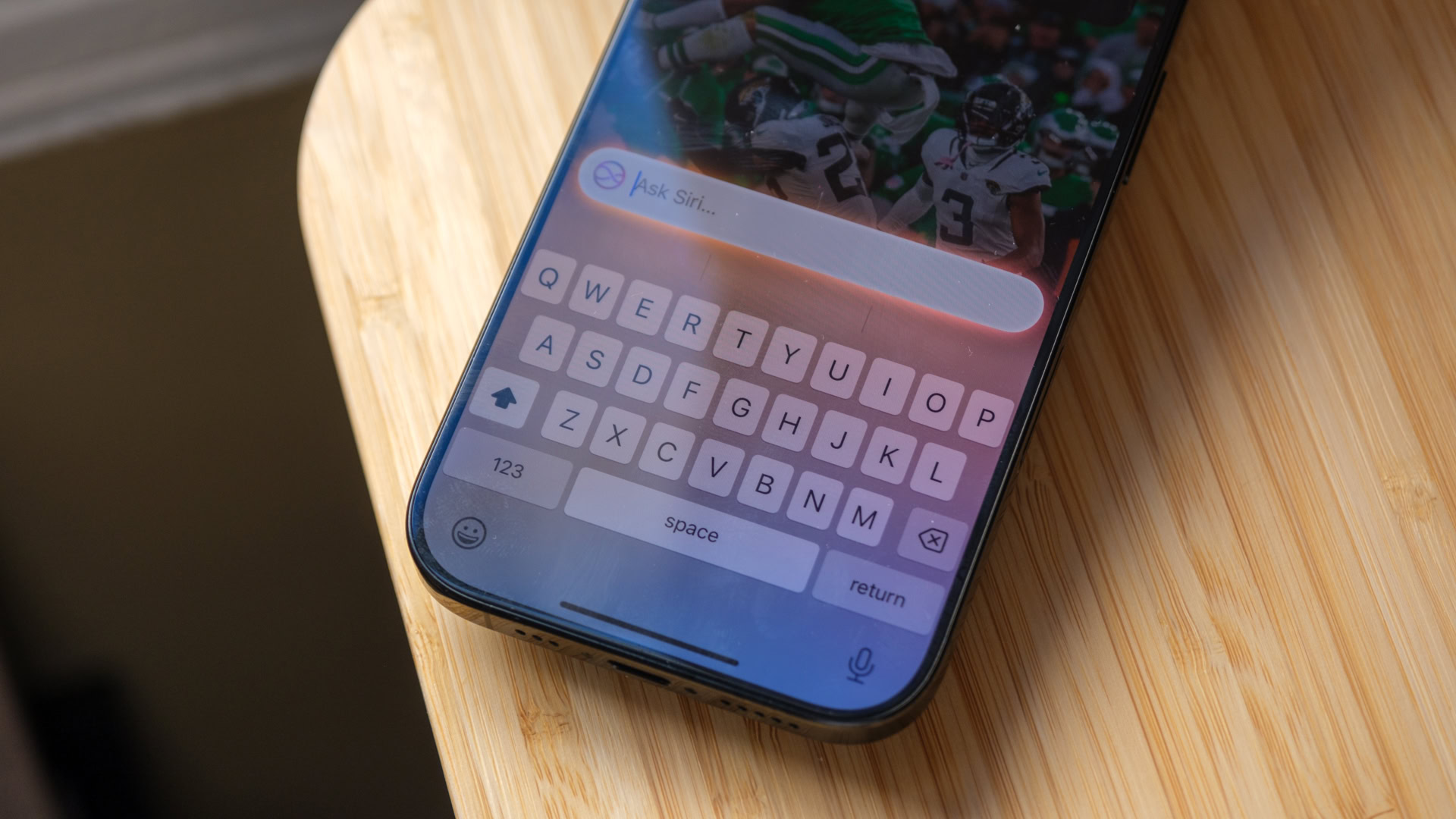 iPhone 16 Pro Type para teclado Siri