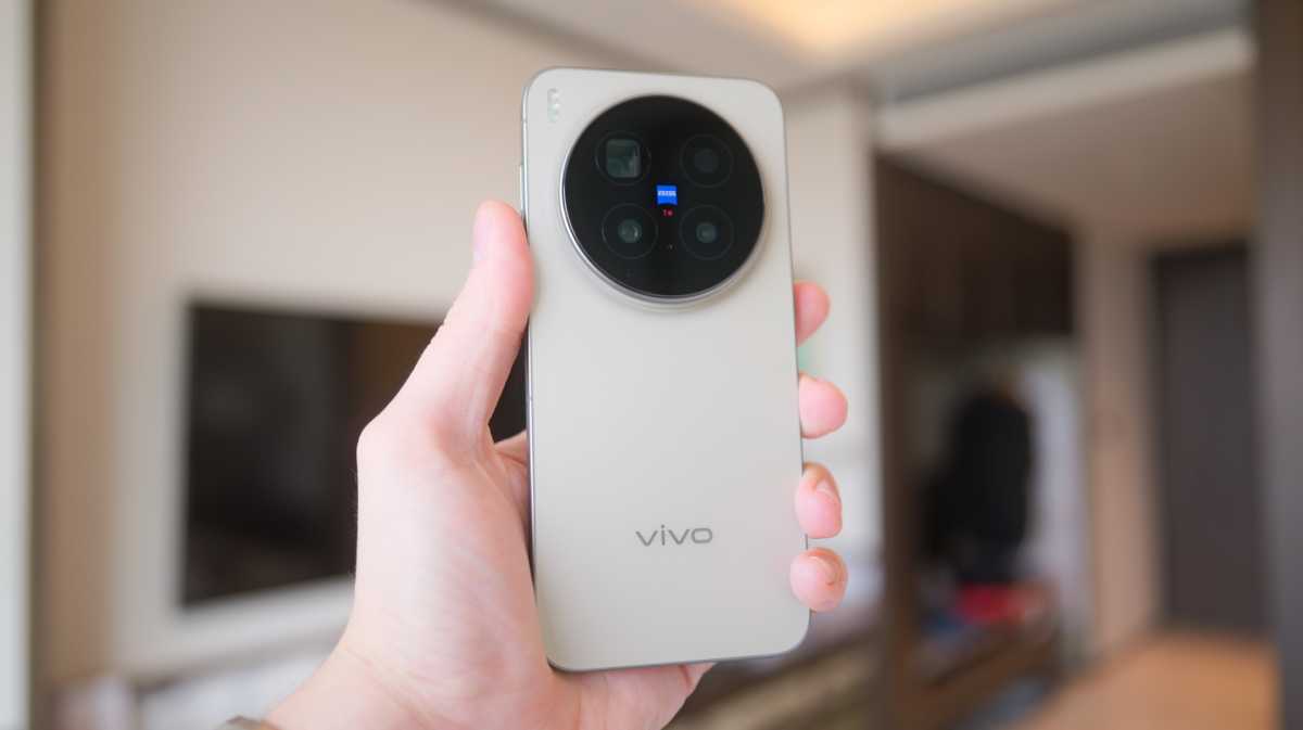 Vivo X300 Pro hands on 2