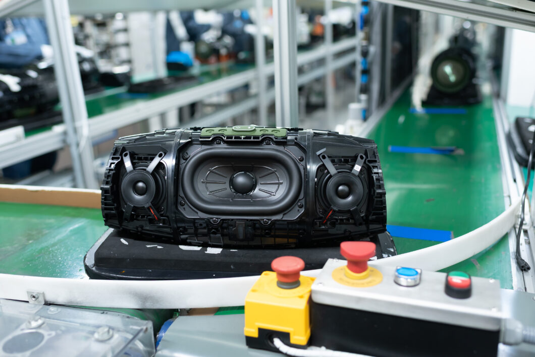 Boombox 3 na linha de produção