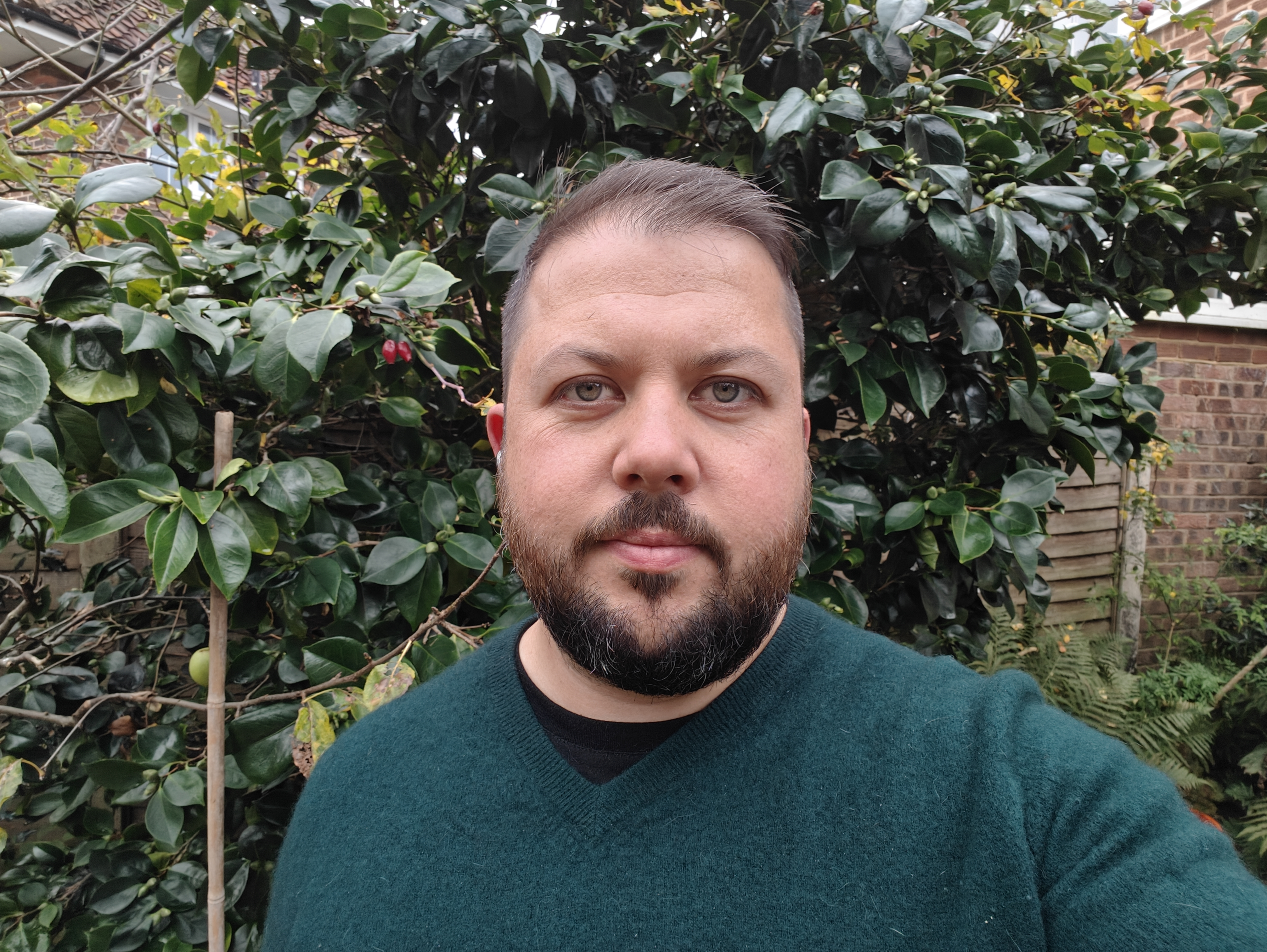 OnePlus 15 vs OnePlus 15 camera sample 13 selfie