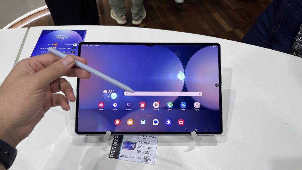Galaxy Tab S10 Ultra / (imagem: Giovanni Santa Rosa/Tecnoblog)