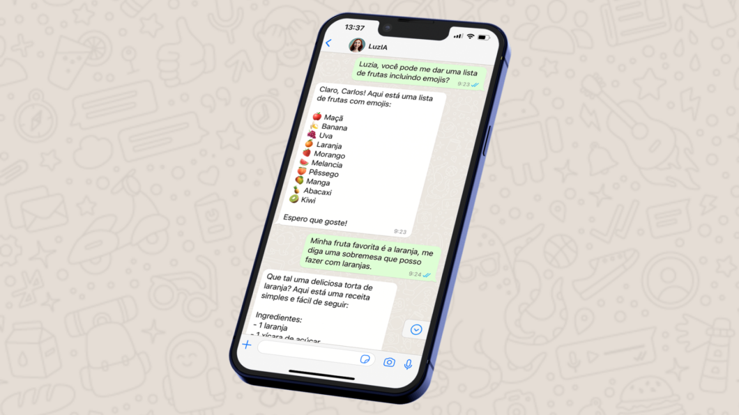 Imagem promocional mostra o chatbot LuzIA em funcionamento no WhatsApp