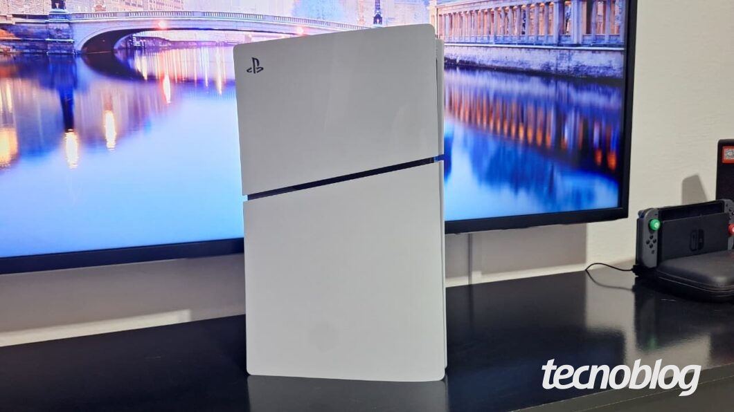 imagem do PS5 com drive de disco