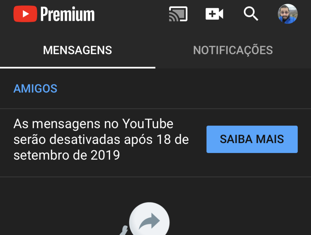 Captura de tela mostra o anúncio do Youtube sobre o fim das mensagens diretas no app