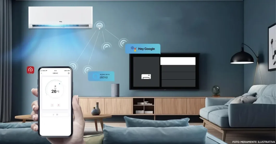 Ilustração de uma sala com um ar-condicionado TCL. Há elementos gráficos que indicam a possibilidade de controlar o aparelho pela TV, por um alto-falante Echo com Alexa e pelo smartphone.