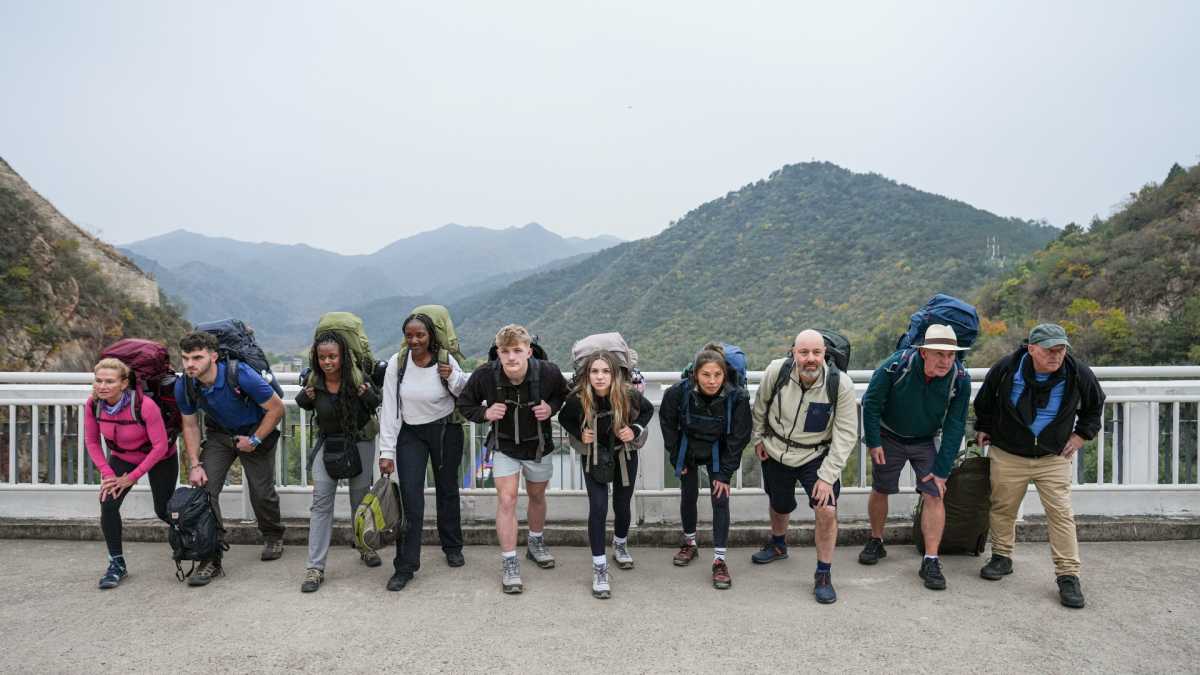 Caroline, Tom, Elizabeth, Letitia, Fin, Sioned, Yin, Gaz, Brian, Melvin in Race Across the World series 5