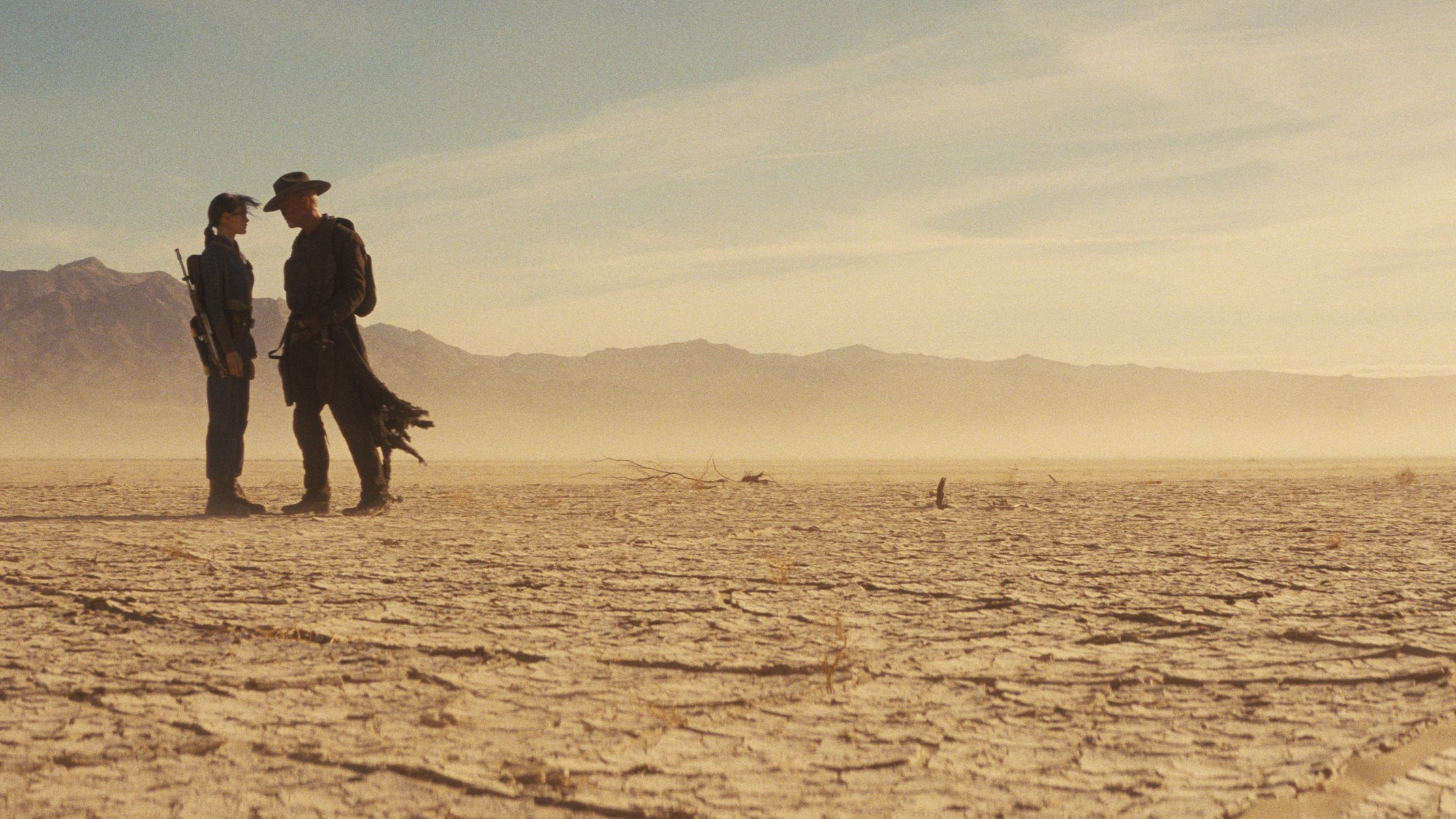 Ella Purnell, Walton Goggins in Fallout season 2