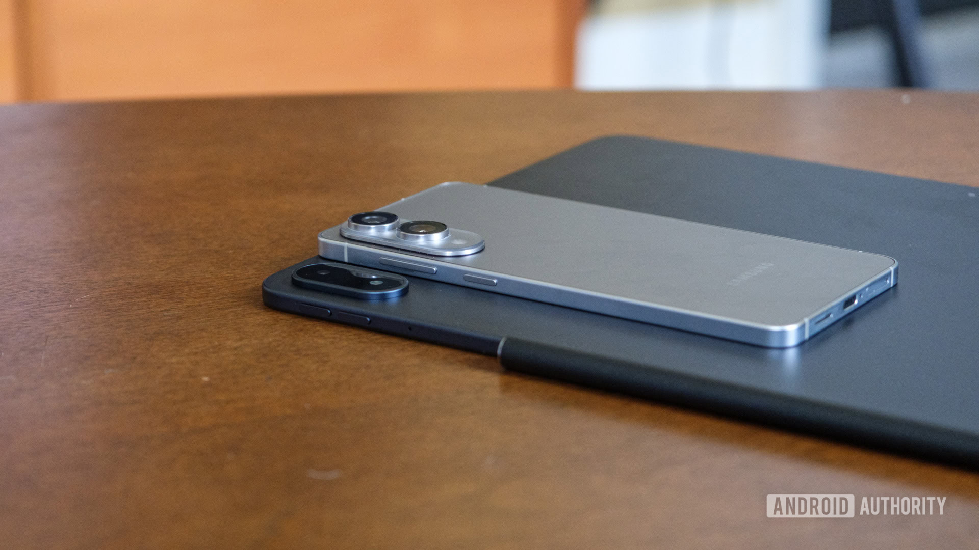 OnePlus Pad 3 e Galaxy S25 Edge