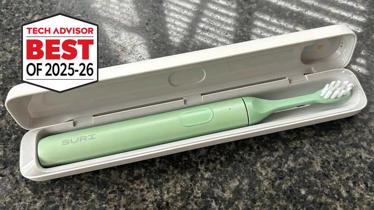 Suri 2.0 in case, overlaid with awards logo