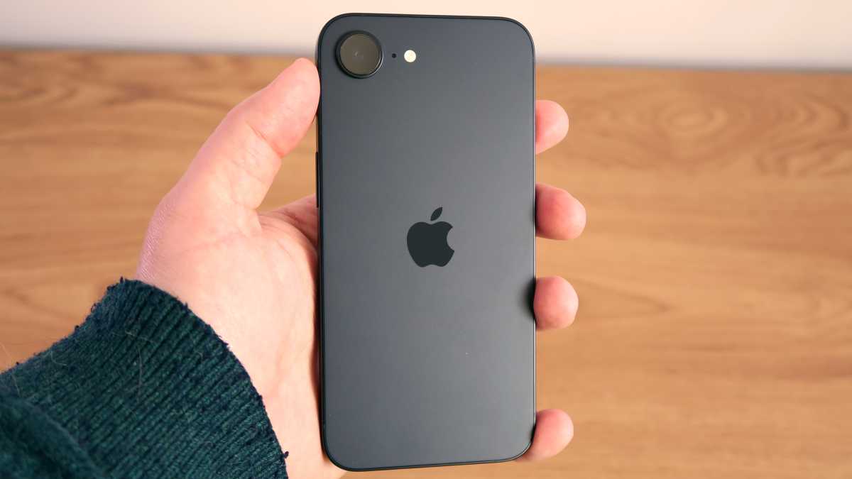 Apple iPhone 16e REVIEW back handheld