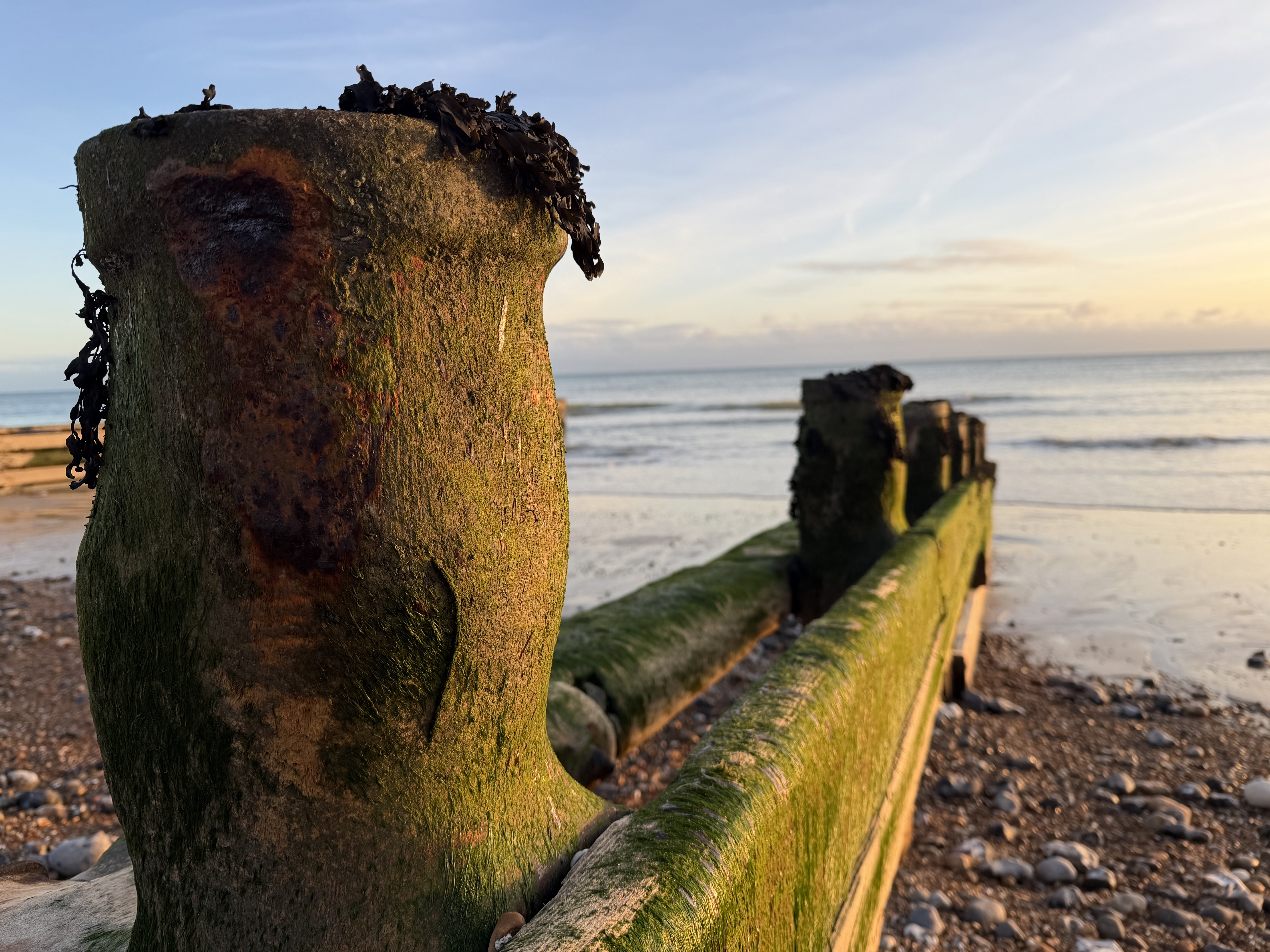 Apple iPhone 17 Pro camera sample wave breakers