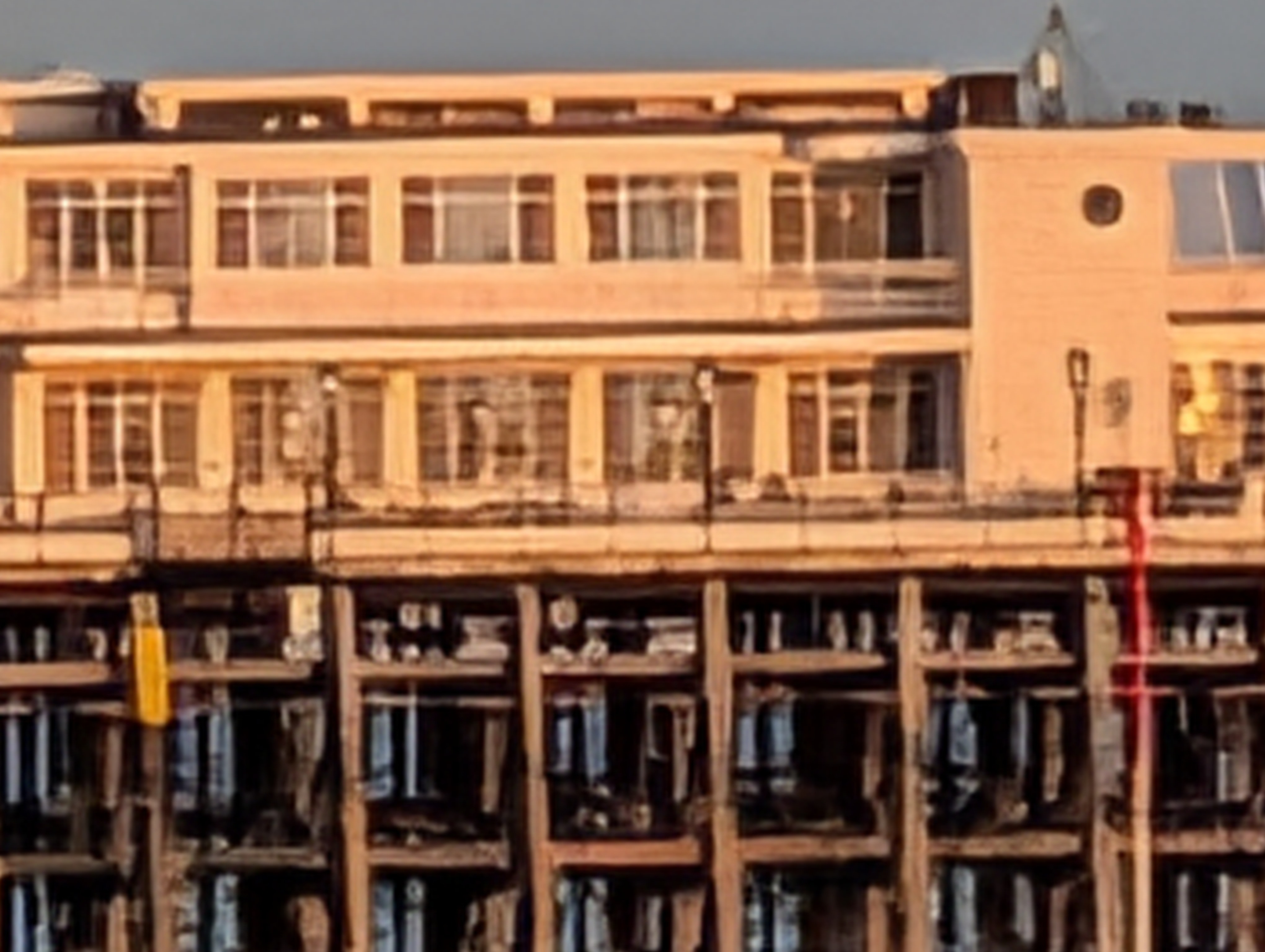 Google Pixel 10 Pro camera sample pier 100x zoom Pro Res Zoom off