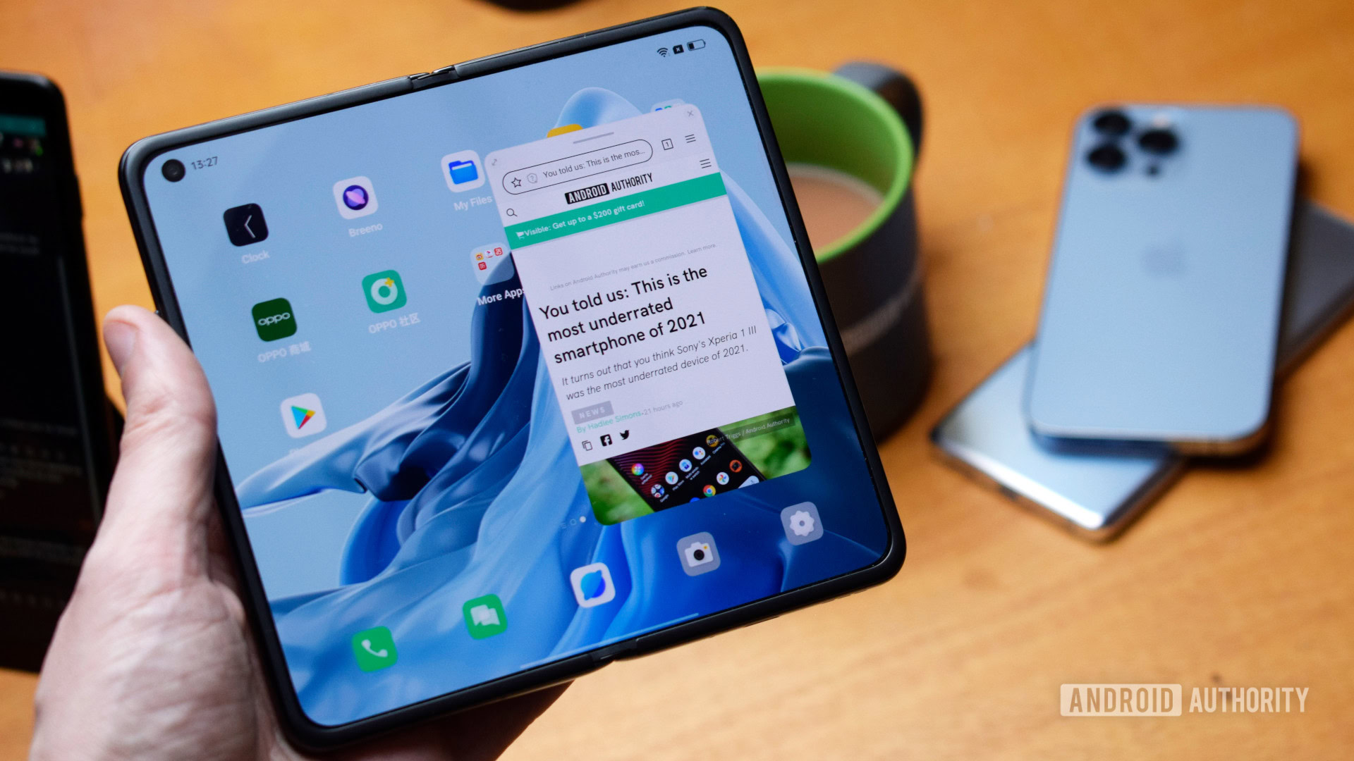 OPPO Find N na m&atilde;o do aplicativo de janela flutuante