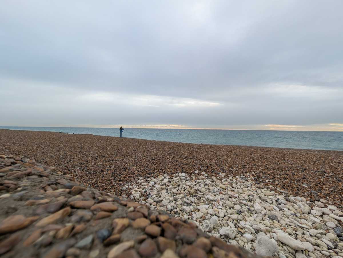 Google Pixel 10 Pro camera sample 0 point 5x zoom beach