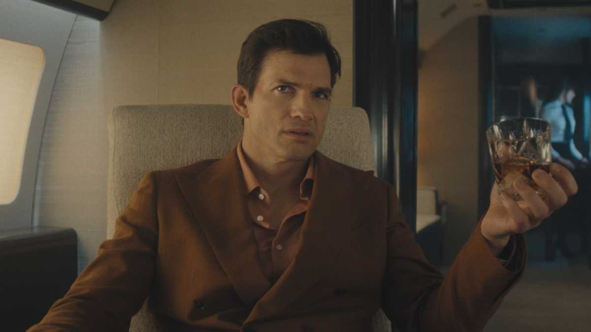 The Beauty -- Pictured: Ashton Kutcher as The Corporation. CR: FX