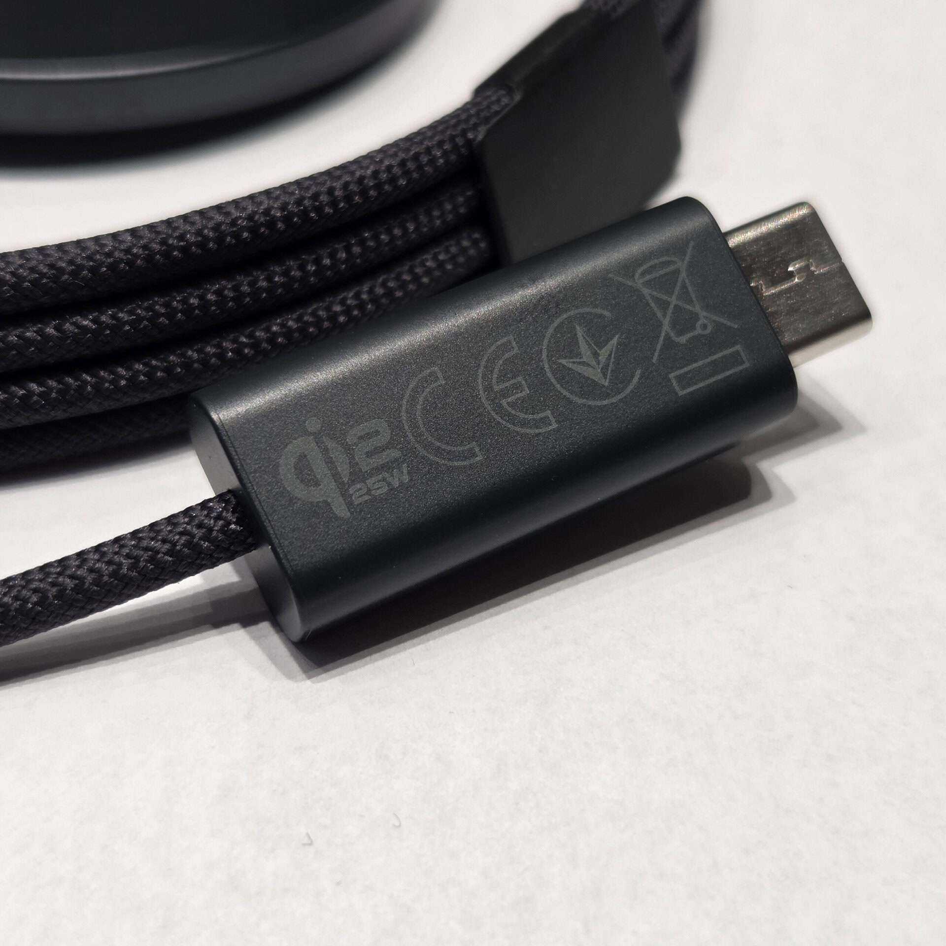 Carregador magn&eacute;tico sem fio Samsung 25 Watts 3