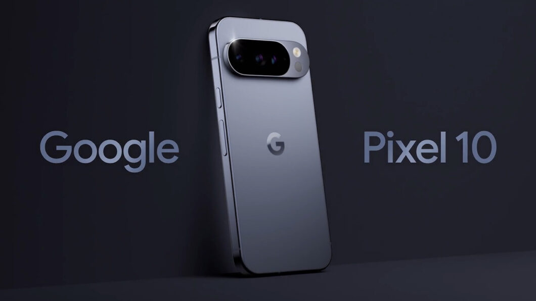 Smartphone Google Pixel 10 na cor cinza prateada em fundo escuro, exibindo a parte traseira do aparelho com o m&oacute;dulo de c&acirc;mera oval e a letra G do Google, ao lado dos textos "Google" e "Pixel 10"