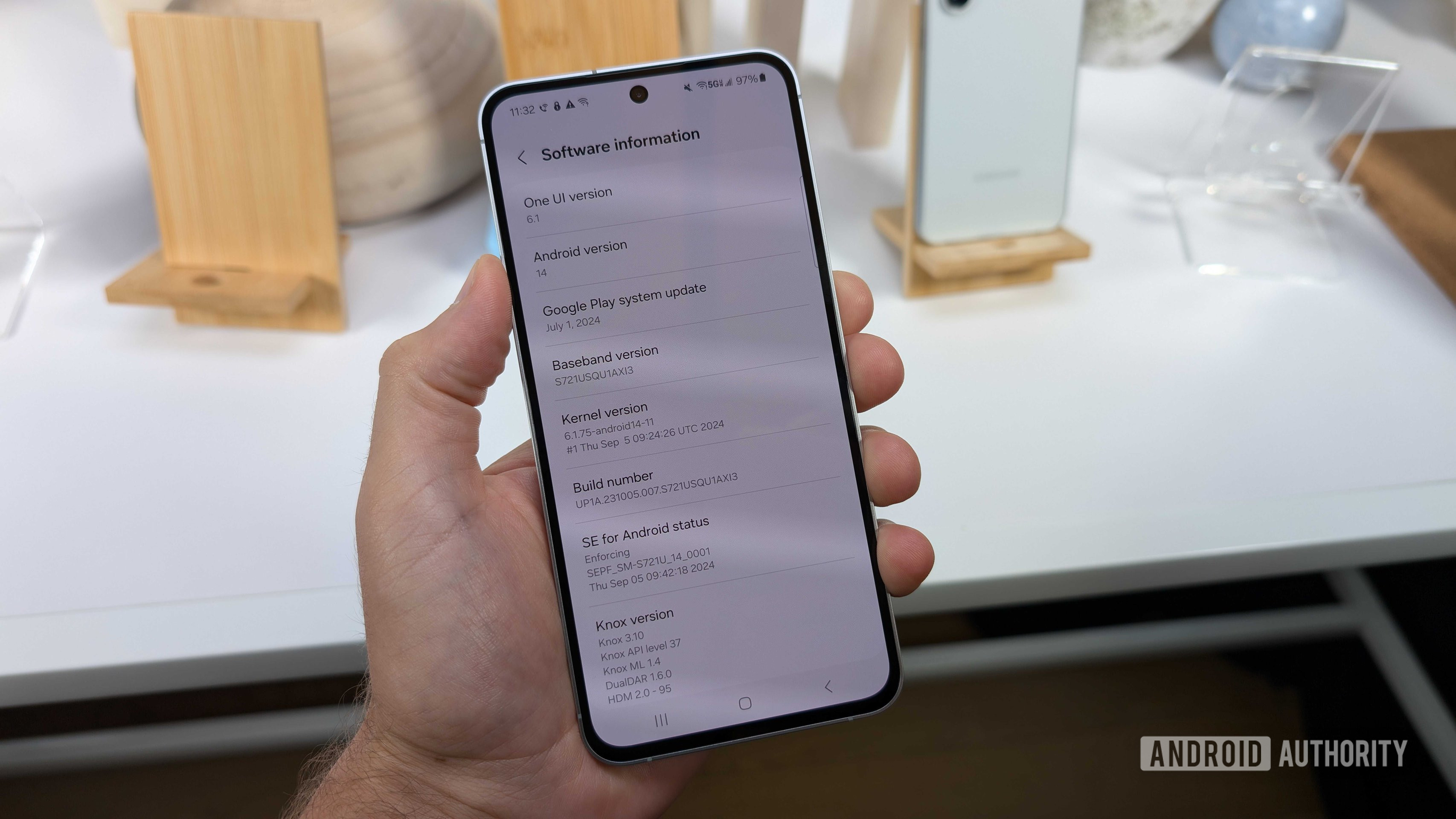gal&aacute;xia s24 fe aa 9