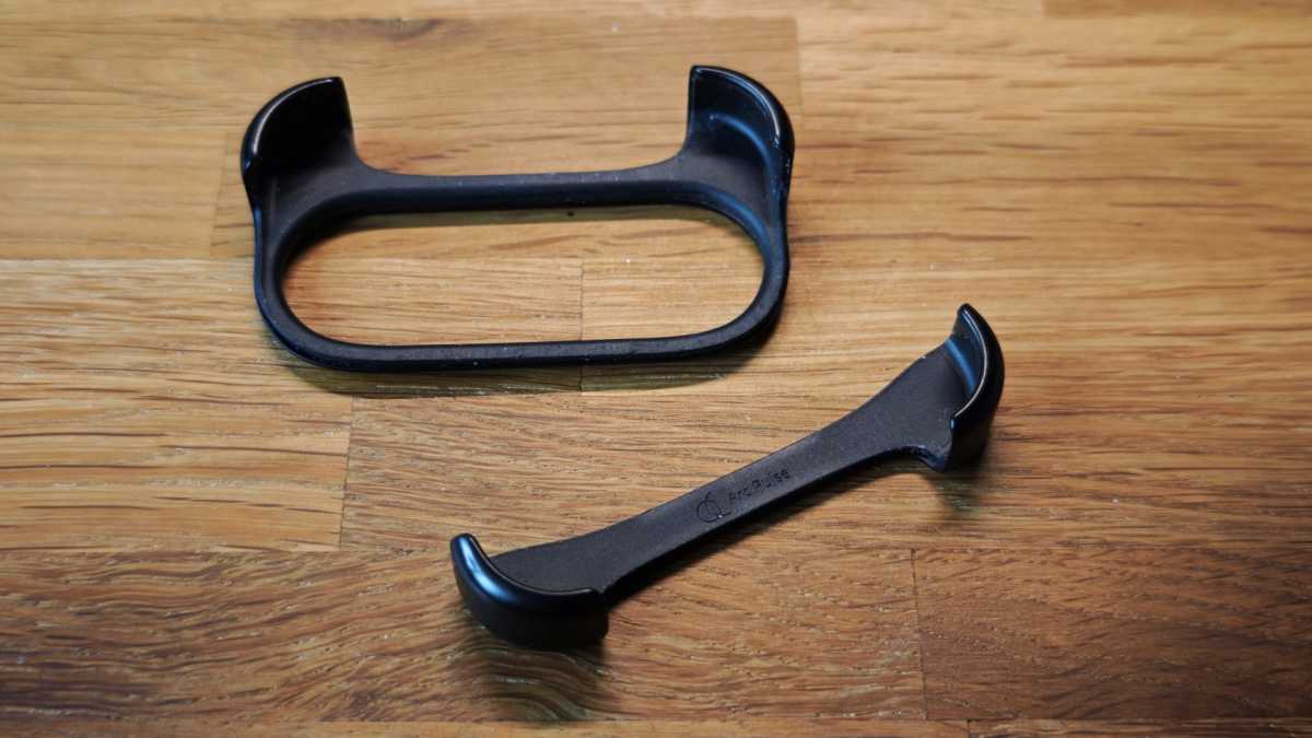 Arc Pulse case review on Pixel 10 1