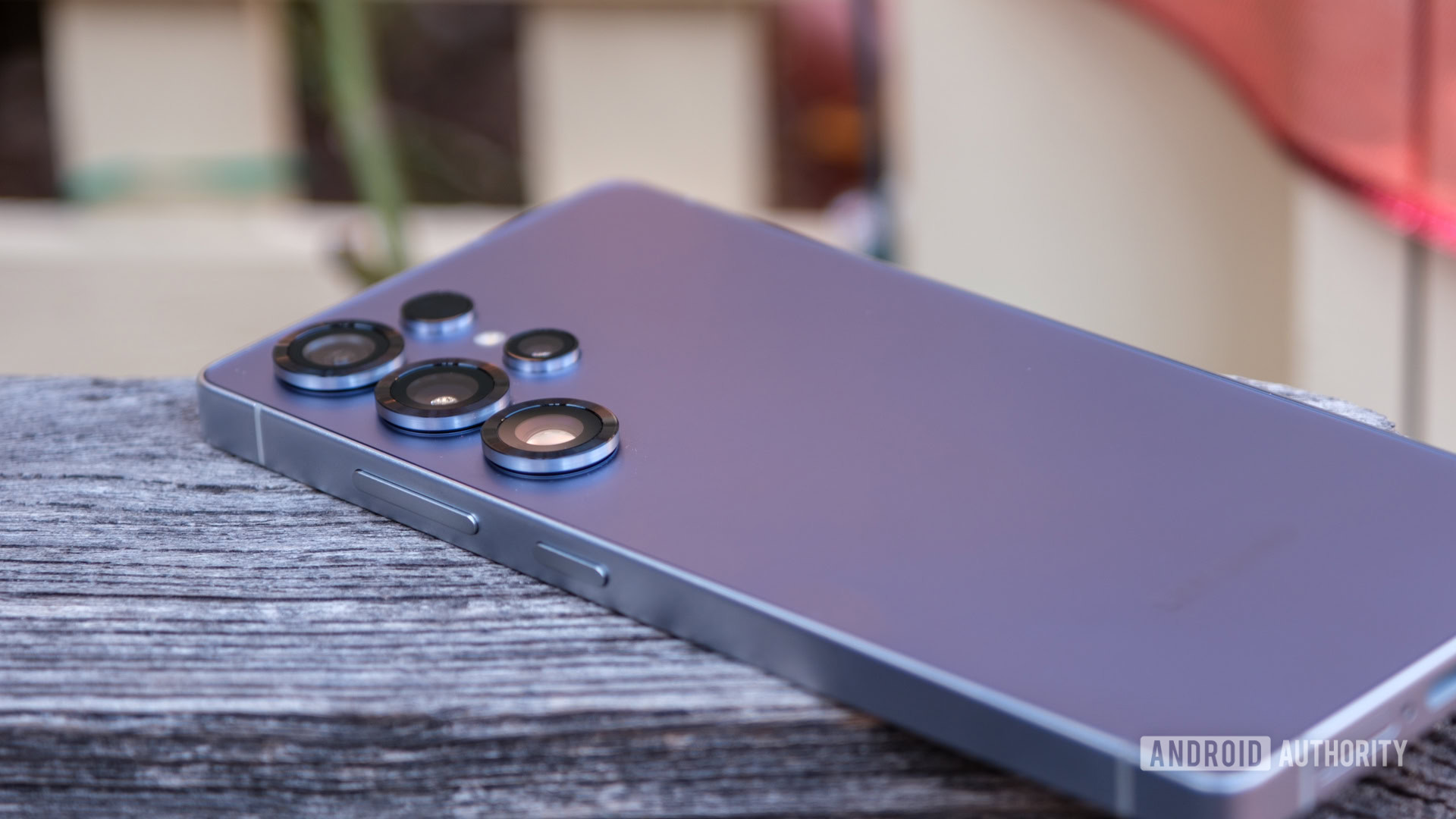 Moldura e câmeras do Samsung Galaxy S25 Ultra