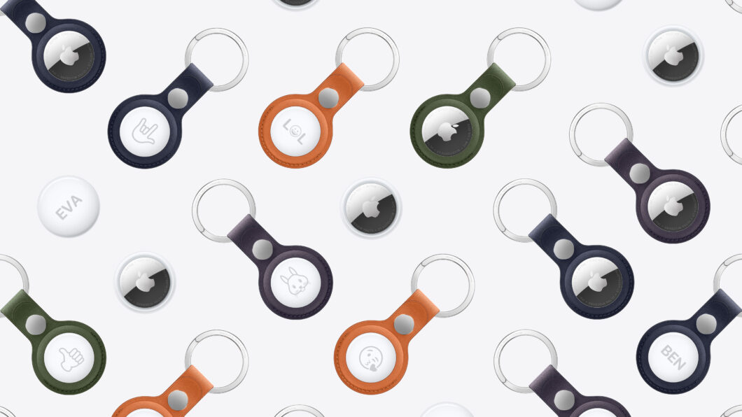 Imagem promocional mostra vários AirTags da Apple com chaveiros coloridos em um fundo branco